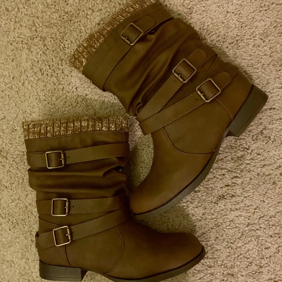 NWOT Nafise Sweater Cuff Boot - Picture 2 of 7